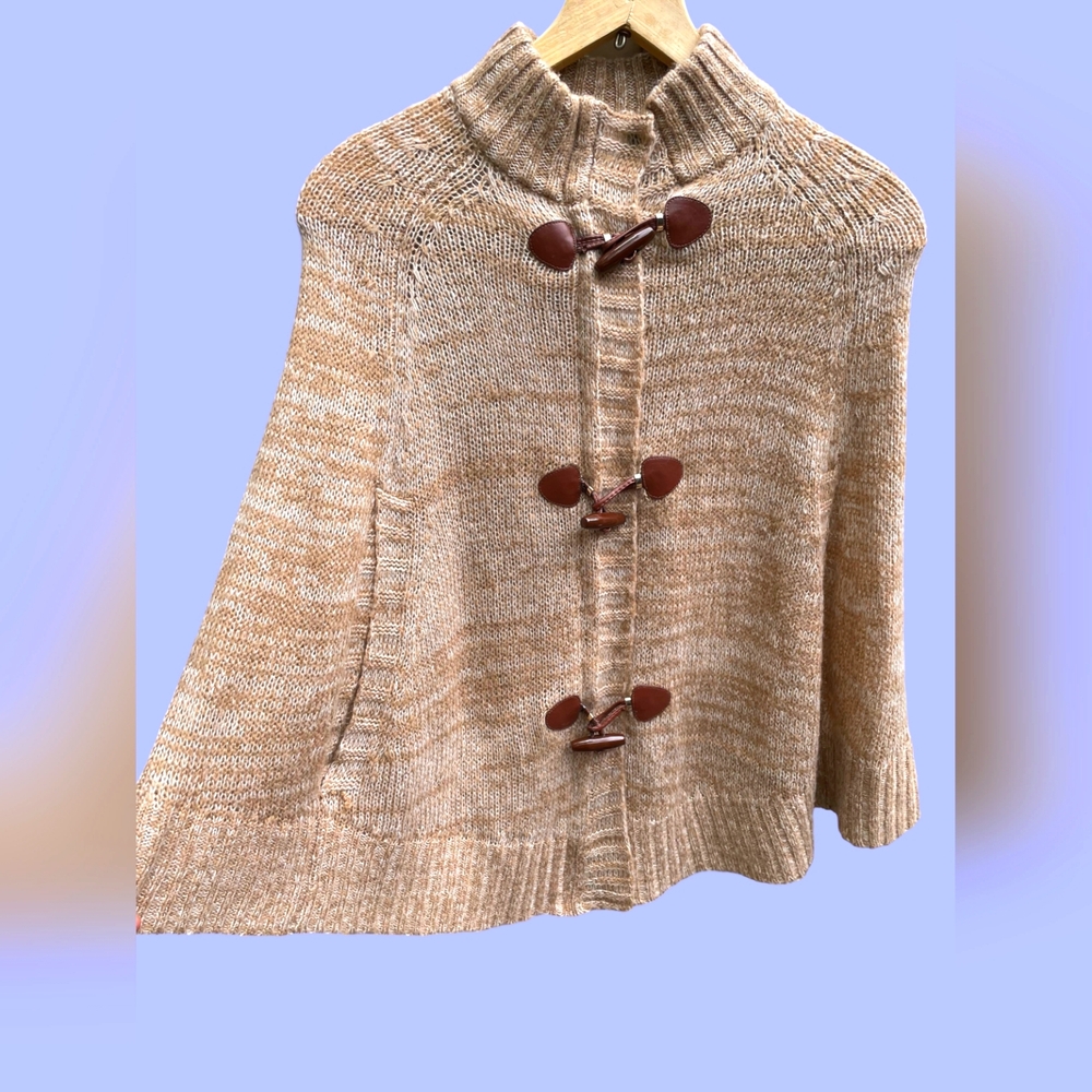 GUESS BROWN WINTER KNIT SWEATER PONCHO WOMENS SIZE XS